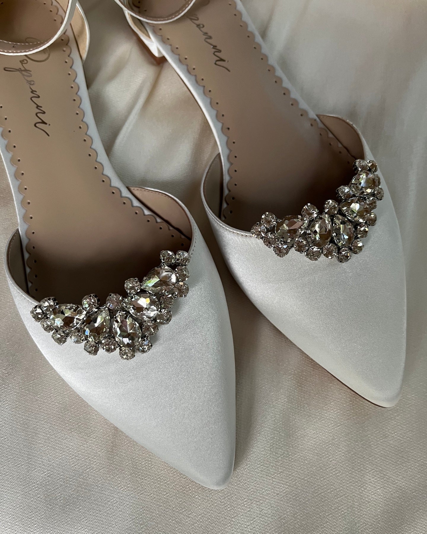 Kenkäkoriste strassikaari