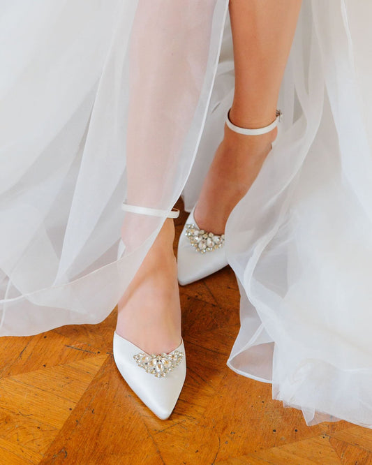 Kenkäkoriste strassikaari